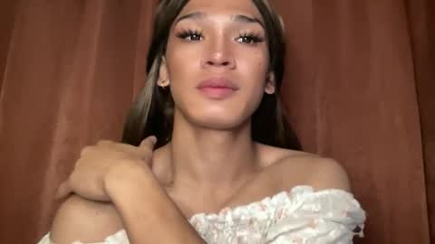 Snapshot of wanna_bewithyouxxx chatting on April 16, 2026, 3:29 am LIZA online show from April 16, 2026, 3:29 am