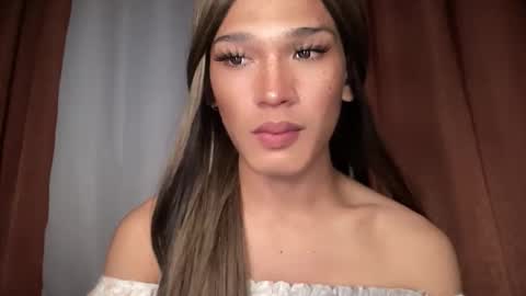 Snapshot of wanna_bewithyouxxx chatting on April 23, 2026, 3:36 pm LIZA online show from April 23, 2026, 3:36 pm