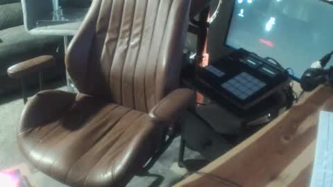 inittogetitin online show from March 9, 2026, 1:53 am