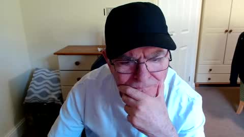wanttobefree90 online show from June 3, 2026, 5:29 pm