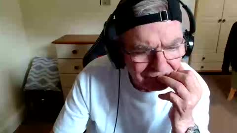 wanttobefree90 online show from June 4, 2026, 7:36 am