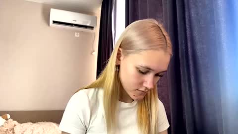 Snapshot of wanttodeep chatting on October 11, 2025, 7:18 am wanttodeep online show from October 11, 2025, 7:18 am