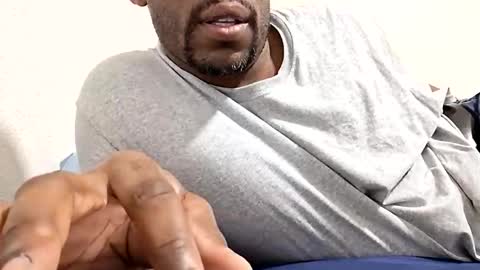 wapyoshi online show from May 7, 2026, 2:39 am