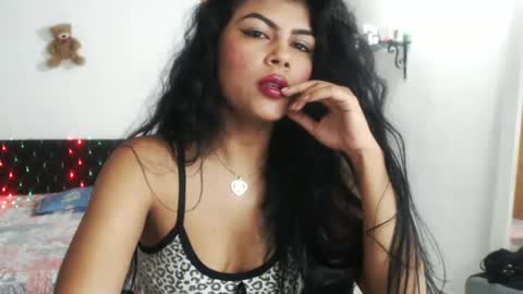 warrior_xena online show from January 16, 2025, 3:45 am