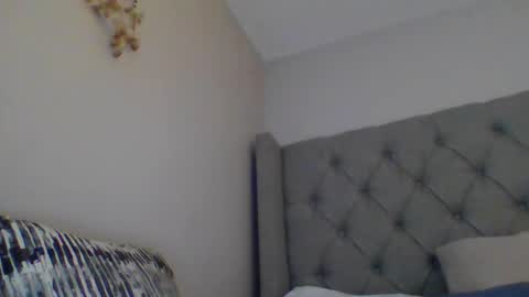 wasiancutie online show from April 12, 2026, 10:26 pm