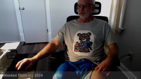 wasted_daze_ online show from January 1, 2025, 7:10 pm