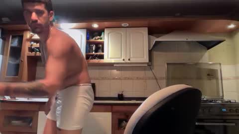 wearetwo online show from February 15, 2026, 6:10 am