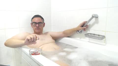 Snapshot of watchmecum78 chatting on October 19, 2025, 9:32 am watchmecum78 online show from October 19, 2025, 9:32 am