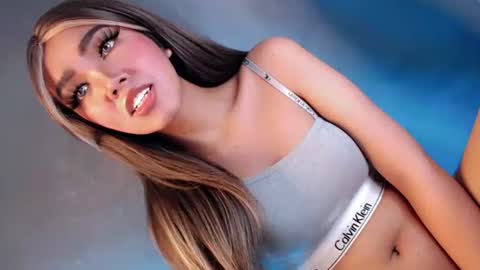 Isla Fox online show from September 21, 2025, 5:09 am