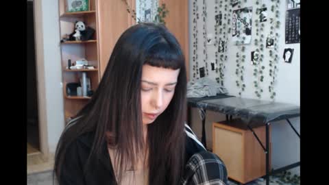 Mina online show from February 14, 2026, 12:02 pm