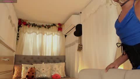 Wayuu Goddess  3 online show from December 12, 2024, 3:16 pm