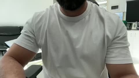 Snapshot of weaponx1 chatting on October 22, 2025, 8:52 pm Weapon X online show from October 22, 2025, 8:52 pm