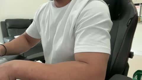 Weapon X online show from January 18, 2026, 9:40 pm