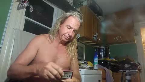 Snapshot of weber444 chatting on September 29, 2025, 4:06 am weber444 online show from September 29, 2025, 4:06 am