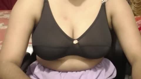 mina online show from July 27, 2026, 5:03 am