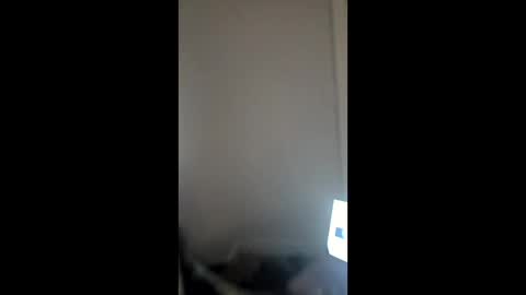wecum2getdown online show from May 26, 2026, 4:52 am