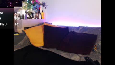 Snapshot of welliza chatting on January 24, 2025, 4:37 am Liza online show from January 24, 2025, 4:37 am