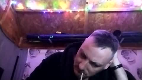 Welshdragon37 online show from December 21, 2025, 11:45 pm