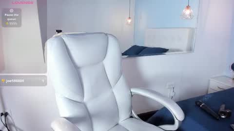 Wendolyn online show from March 18, 2026, 3:15 pm