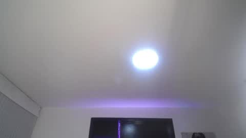 Snapshot of wendy_1_ chatting on April 23, 2026, 3:41 am wendy_1_ online show from April 23, 2026, 3:41 am