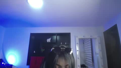 Snapshot of wendy_1_ chatting on May 25, 2026, 11:00 pm wendy_1_ online show from May 25, 2026, 11:00 pm