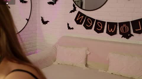 Snapshot of wendy__doll chatting on October 27, 2025, 9:52 pm Im Wendy online show from October 27, 2025, 9:52 pm