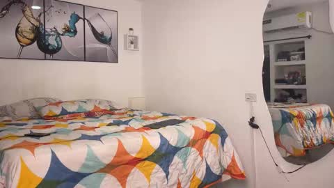 Wendy Alex online show from November 23, 2025, 11:04 pm