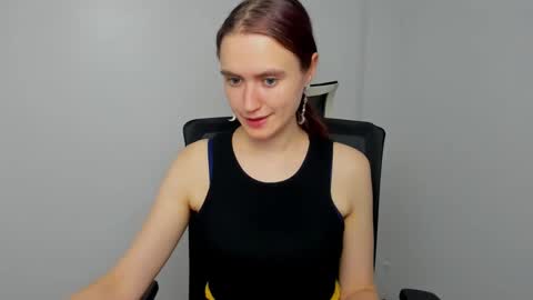 Snapshot of wendy_say_ chatting on December 5, 2024, 10:45 pm Wendy online show from December 5, 2024, 10:45 pm