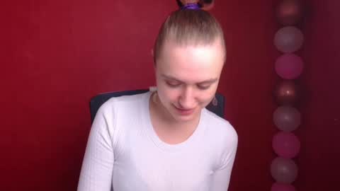 Snapshot of wendy_say_ chatting on February 17, 2025, 7:53 pm Wendy online show from February 17, 2025, 7:53 pm
