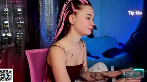 WendyCandy182 online show from May 13, 2026, 4:32 am