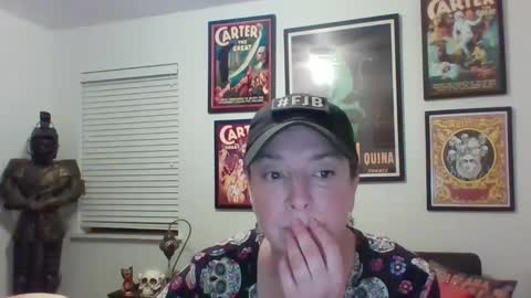 WendyCU online show from December 22, 2024, 5:34 am