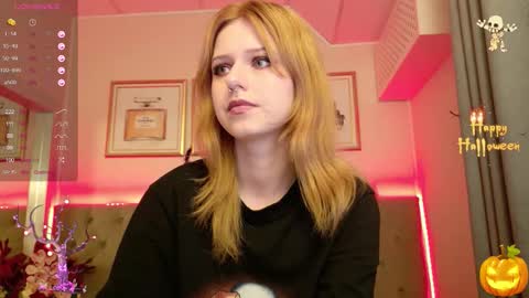 Snapshot of wendymay chatting on October 30, 2025, 7:21 am Wendy online show from October 30, 2025, 7:21 am