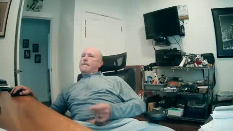 weseeyouwatching online show from September 15, 2025, 4:51 pm