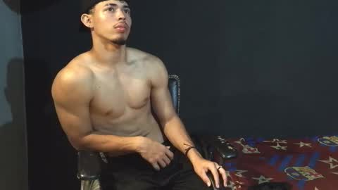 wesley_77 online show from February 25, 2026, 5:28 am