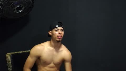 wesley_77 online show from March 22, 2026, 12:03 am