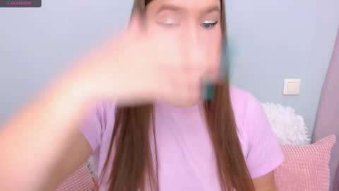 molly online show from December 24, 2024, 9:00 pm