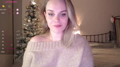Lana online show from December 22, 2024, 4:48 pm