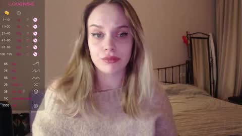 Lana online show from February 11, 2025, 3:51 pm
