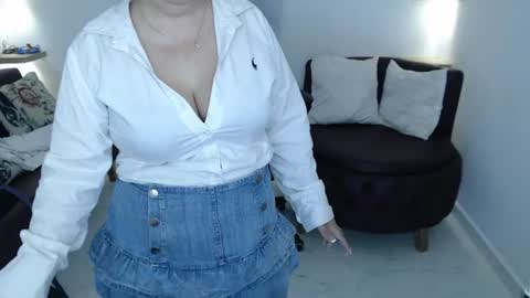 Diva online show from July 4, 2026, 10:38 pm