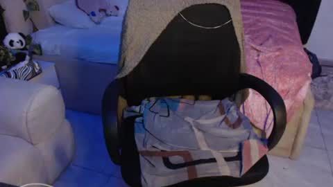 Snapshot of wet_my_pussyyy chatting on May 10, 2026, 6:07 am lucy online show from May 10, 2026, 6:07 am