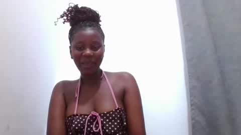 Snapshot of wet_pussieyy chatting on March 13, 2026, 8:37 pm wet_pussieyy online show from March 13, 2026, 8:37 pm