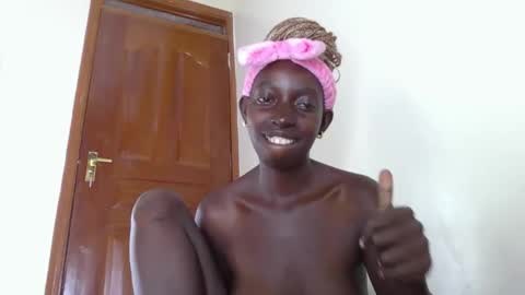 wet_pussy2025 online show from November 10, 2025, 7:57 pm