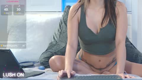 Snapshot of wet_pussyasian chatting on December 13, 2024, 4:27 pm WetPussyAsian online show from December 13, 2024, 4:27 pm