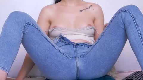 Snapshot of wetdream221 chatting on March 8, 2026, 11:19 pm Beatrice Moan from LovenseWet from Tip MenuOpen for Private online show from March 8, 2026, 11:19 pm