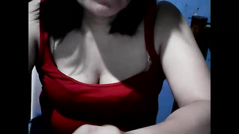 Snapshot of wethornypussy4u chatting on September 9, 2025, 1:32 pm wethornypussy4u online show from September 9, 2025, 1:32 pm