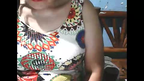 Snapshot of wethornypussy4u chatting on September 12, 2025, 5:24 pm wethornypussy4u online show from September 12, 2025, 5:24 pm
