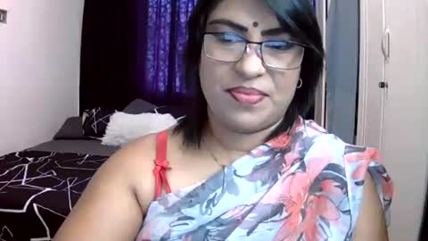 Snapshot of wetindian1971 chatting on February 18, 2026, 12:12 pm kavita online show from February 18, 2026, 12:12 pm
