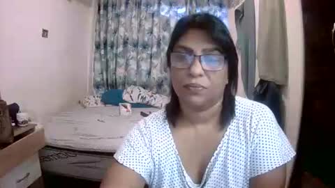 Snapshot of wetindian1971 chatting on April 2, 2026, 4:21 am kavita online show from April 2, 2026, 4:21 am