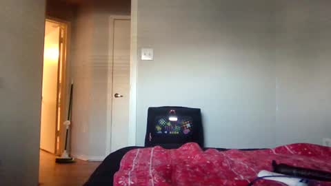 Kylie online show from February 8, 2025, 10:08 pm
