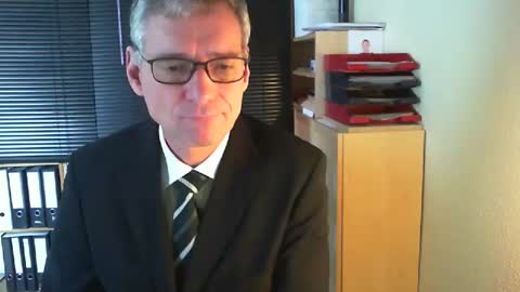 Snapshot of wetsuitedman chatting on November 21, 2025, 10:58 am Franz online show from November 21, 2025, 10:58 am